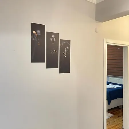 Smf Suites 2+1 Flat *